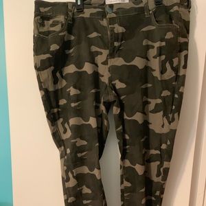 Fatigue skinny jeans